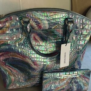 Large Duxbury Satche Elope Melbourne with wallet.